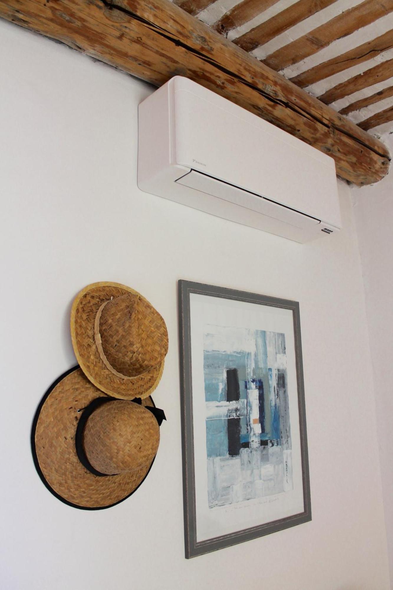 Duplex En Plein Centre Apartment ลีล-ซูร์-ลา-ซอร์ก ภายนอก รูปภาพ